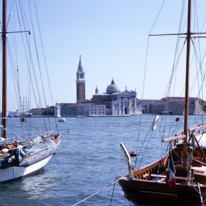 Venedig mit Segelschiffen
