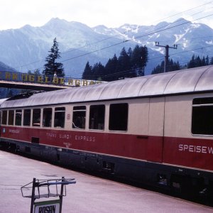 Trans-Europ-Express im Bahnhof Bad Gastein
