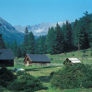 Hütten beim Etrachsee