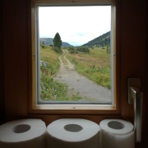 WC-Fenster mit Aussicht