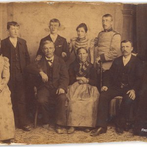 Familienportrait Atelier Bresslmair Meran um 1880