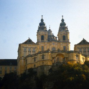 Stift Melk im Herbst 1960