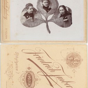 Fotomontage mit drei Mädchen