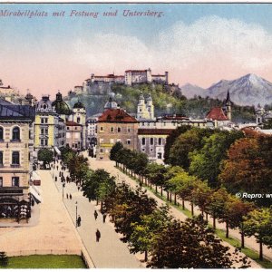 Salzburg Mirabellplatz mit Festung und Untersberg
