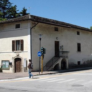 Pergine Canopi-Gebäude