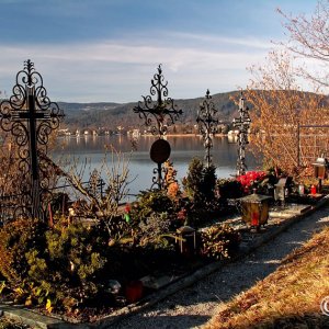 Gräber oberhalb Wörthersee