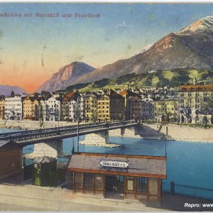 Innsbruck, Innbrücke mit Mariahilf und Brandjoch