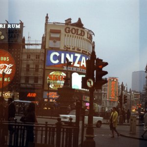 Piccadilly Circus 1978