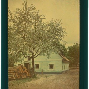 Bauernhaus 1920er Jahre in Farbe - Autochrome Lumière