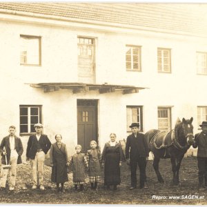 Porträt einer Bauernfamilie