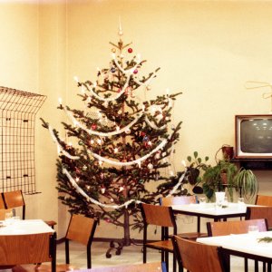 Weihnachtsfeier im Betrieb um 1970