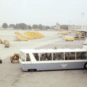 Flughafenbus