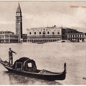 Venedig - Panorama und Gondel