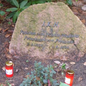 Grab der Felicitas Cecilie Alexandrine Helene Dorothea von Nostitz-Wallwitz