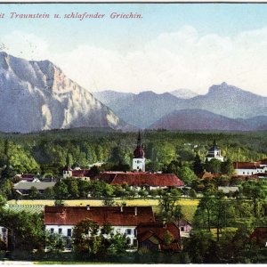 Attnang-Puchheim mit Traunstein und schlafender Griechin