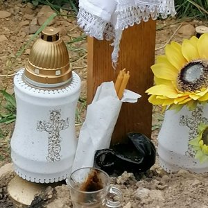 Grabschmuck Lieblingsgetränk