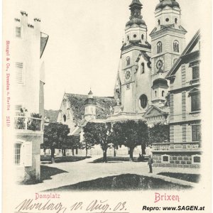 Brixen Domplatz um 1900