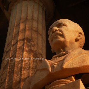 Das Schliemann Mausoleum in Athen. Erster Athener Friedhof.