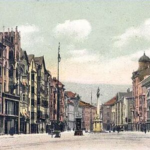 Innsbruck Maria-Theresien-Straße um 1906