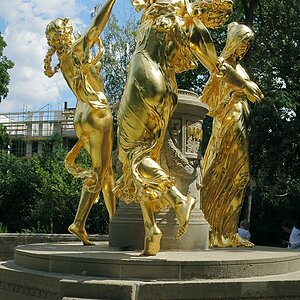 Mozartbrunnen in Dresden_2