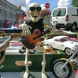 Arlon Flohmarkt 6