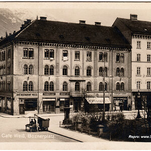 Innsbruck, Boznerplatz, Cafe Weiß