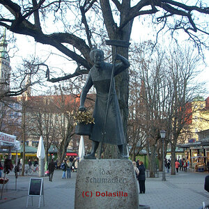 Ida-Schumacher-Brunnen am Viktualienmarkt in München