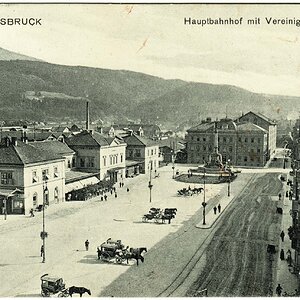 Innsbruck Hauptbahnhof mit Vereinigungsbrunnen 1911