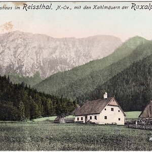 Binderwirt: Binder's Wirtshaus im Reißtal, mit den Kahlmäuern der Raxalpe im Jahr 1908