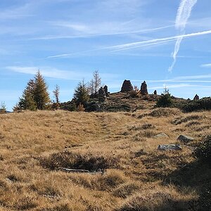 Die Stoanernen Mandln