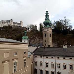 Festung Hohensalzburg von Franziskanerkirche Salzburg
