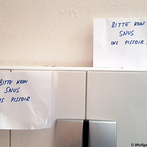 "Kein Snus ins Pissoir"