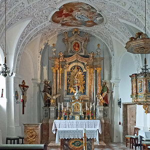 Igls, Heiligwasser - Altarraum