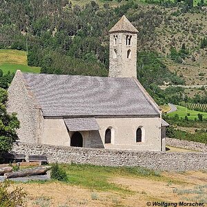 St. Veit am Bichl, Tartscher Bühel - Westansicht mit Eingang