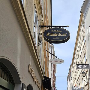 Salzburg Geschäftsausleger Kräuterhaus