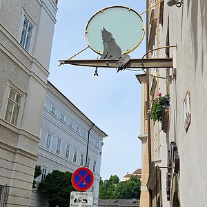 Salzburg Wirtshausausleger Hotel Wolf