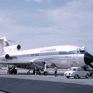 Lufthansa Boeing 727 "Kiel"