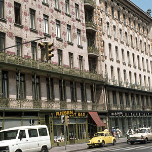 Wien, Wienzeile Majolikahaus im Jahr 1981