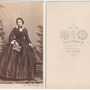Porträt einer Dame, Salon für Fotografie, Café Derflinger, Linz um 1863