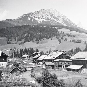 Blick vom Ortszentrum Filzmoos zum Rettenstein