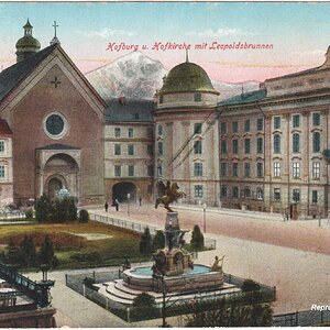 Innsbruck, Hofburg und Hofkirche mit Leopoldsbrunnen