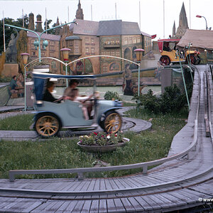 Medium 'Kinder-Achterbahn Holzbauweise, Prater 1960er Jahre' in der Kategorie 'Spiele, Freizeit und Feste'