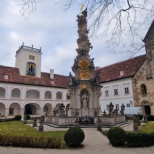 Innenhof im Stift Heiligenkreuz