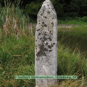 Dreiseitiger Grenzstein