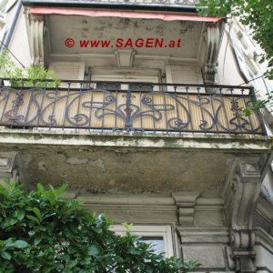 Jugenstilbalkongitter in Lausanne