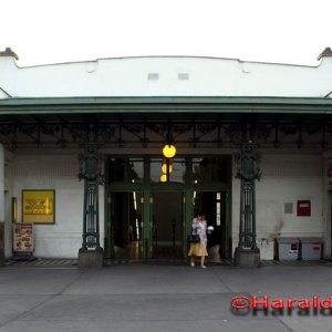 U-Bahnstation Friedensbrücke