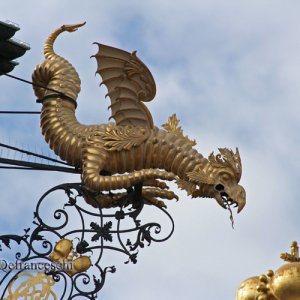 Drache als Dekorelement am Schloss von Bruchsal