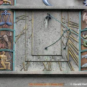 Medium 'Sonnenuhr Goethehof' in der Kategorie 'Sonnenuhren Wien'