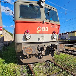 Medium 'ÖBB 1144-077 Bahnhof Vöcklabruck ausgemustert' in der Kategorie 'Bahnen, Eisenbahnen'