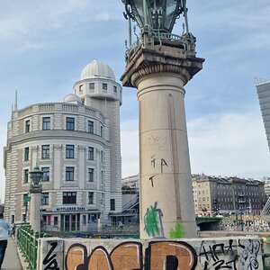 Graffiti bei der Urania, Wien